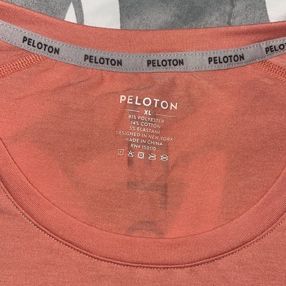 Peloton T-shirt Men’s XL salmon color - Picture 2 of 5